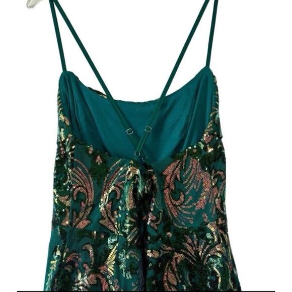 Selfie Leslie Marbella Sequined Mini in Forest Green Size XL - Picture 7 of 11